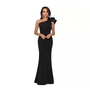 Betsy & Adam - Women's One-Shoulder Scuba Crepe Gown - Size 6